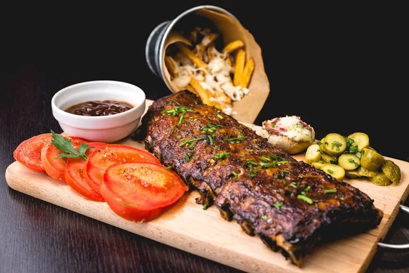Costillas con salsa